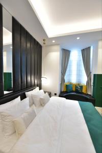 Letto o letti in una camera di Royal Wellness and Spa