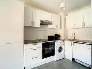 Kuchyň nebo kuchyňský kout v ubytování 2p Cannes centre-ville Terrasse