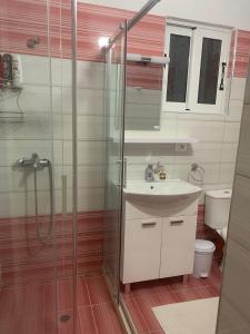 City Apartment - Image 8
