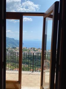Φυσικό τοπίο κοντά σε αυτή η παραθεριστική κατοικία
