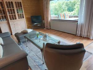 Χώρος καθιστικού στο Apartment Am Hohen Bogen-31 by Interhome +28 φωτογραφίες