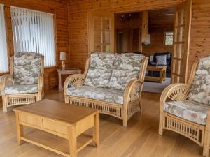 Χώρος καθιστικού στο Holiday Home Achmony Number 8 by Interhome +40 φωτογραφίες