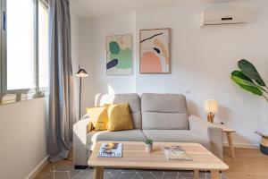 Posezení v ubytování Feelathome Merced Apartments