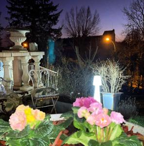 Ogród w obiekcie VILLA NOTRE DAME face au Château fort