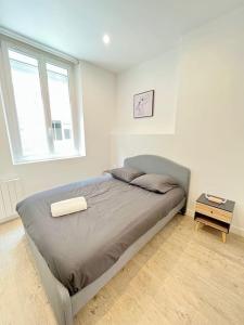 Postel nebo postele na pokoji v ubytování Berlin - Cathédrale à 2 pas