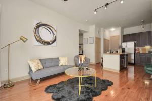 Gallery image of Stars In The Moon Fully Furnished in Houston