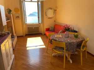 Fotografia z galérie ubytovania Casa Mic & Tig v destinácii Menaggio