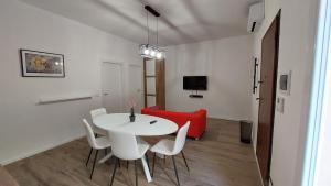 Μια τηλεόραση ή/και κέντρο ψυχαγωγίας στο VIgarani Apartments