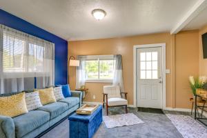 A seating area at Cozy Home with Backyard about 3 Mi to Downtown Saginaw!