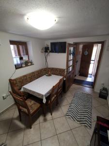 Blagovaonica u apartmanu