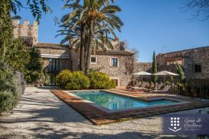 Bazén v ubytování Hotel Boutique Casa de Orellana nebo v jeho okolí