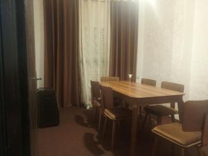 Khu vực hỗ trợ khách đi công tác/phòng hội thảo tại Jarajreh Apartments/ Hotel