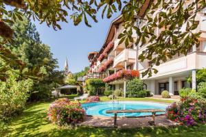 Bazén v ubytování Granpanorama Hotel StephansHof nebo v jeho okolí