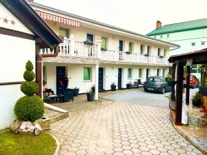 Budova, v ktorej sa penzión/hostinec nachádza