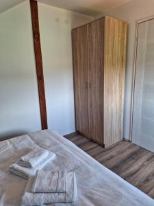 Katil atau katil-katil dalam bilik di Apartmani Milosavljević