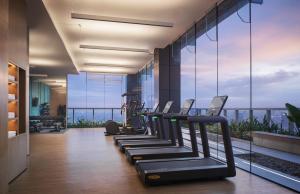 Fitness centrum a/nebo fitness zařízení v ubytování Fairfield by Marriott Phnom Penh
