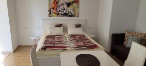Posteľ alebo postele v izbe v ubytovaní Apartments in Krk
