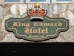Certifikát, hodnocení, plakát nebo jiný dokument vystavený v ubytování King Edward Hotel