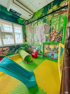 Η παιδική λέσχη του Brora Family Village