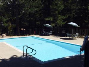 Hồ bơi trong/gần Summit by 101 Great Escapes