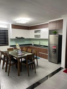 Kuchyň nebo kuchyňský kout v ubytování Trung Đức Homestay