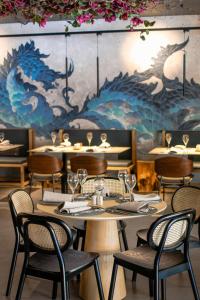 A restaurant or other place to eat at AquaClub GRIFID Hotel Bolero - Ultra All Inclusive & Private Beach