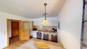 Η κουζίνα ή μικρή κουζίνα στο Apartment Daxauer