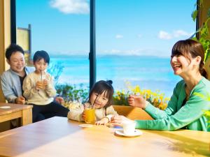 Foto da galeria de Himi no Ryoriyado Minshuku Jyoyama em Himi
