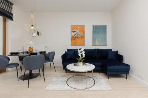 Posedenie v ubytovaní Pozytywny Mokotów Apartment with Balcony Warsaw by Noclegi Renters