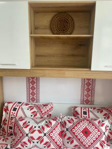 Postel nebo postele na pokoji v ubytování Studio Shevitsa- EV Wallbox
