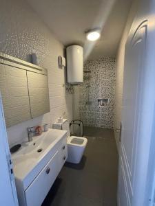 Koupelna v ubytování Urban Comfort Oasis