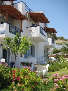 Gallery image of Castello Apartments in Stalida