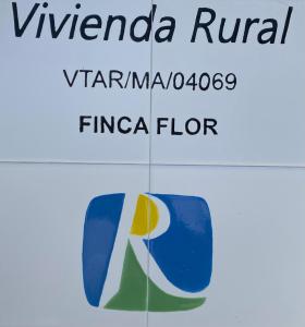 Certyfikat, podpis lub inny dokument wystawiony w obiekcie Finca Flor