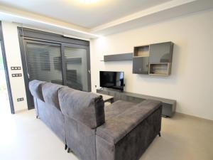 Μια τηλεόραση ή/και κέντρο ψυχαγωγίας στο Luxury Villa