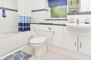 Koupelna v ubytování Kipper Cottage + 38 fotografií