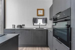 Una cocina o cocineta en Selfoss Modern Cabins