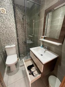Vannituba majutusasutuses Seafront High Standard Apartment