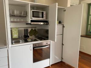 A kitchen or kitchenette at Residence delle Tre Corone
