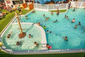 Bazén v ubytovaní Camping Saint-Hilaire-de-Riez alebo v jeho blízkosti