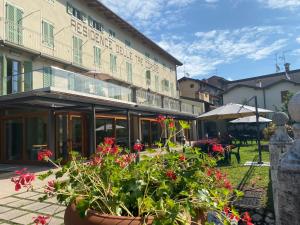 A garden outside Residence delle Tre Corone