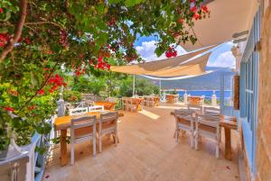 Gallery image of La Salvia Hotel Kas in Kas +112 photos
