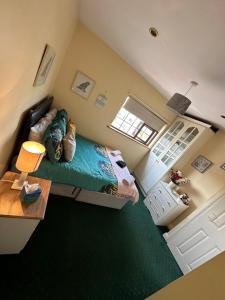 Posezení v ubytování Edwards Cosy B&B