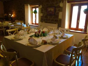 Restaurace v ubytování Hotel Campos de Castilla