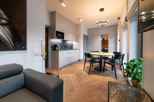Kuchyň nebo kuchyňský kout v ubytování Hotel Gothards