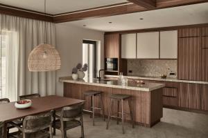 Η κουζίνα ή μικρή κουζίνα στο Falkensteiner Luxury Villas Punta Skala