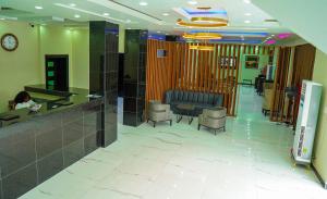 Hall o reception di Romeneo Grand Royal Hotel