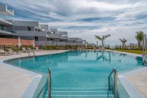 Fotografia z galérie ubytovania 14 Modern apt with terrace & sea view, gym, jacuzzi spa Duquesa, Manilva v destinácii Castillo de Sabinillas
