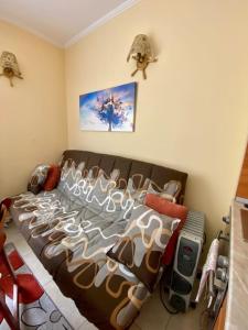 A seating area at Apartament 2 camere pe malul marii Free Parking Sunny Beach
