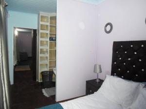 Glen AustinにあるTravelNest Tranquility Tiny homeのギャラリーの写真