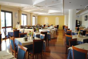 Restaurace v ubytování Hotel Relax